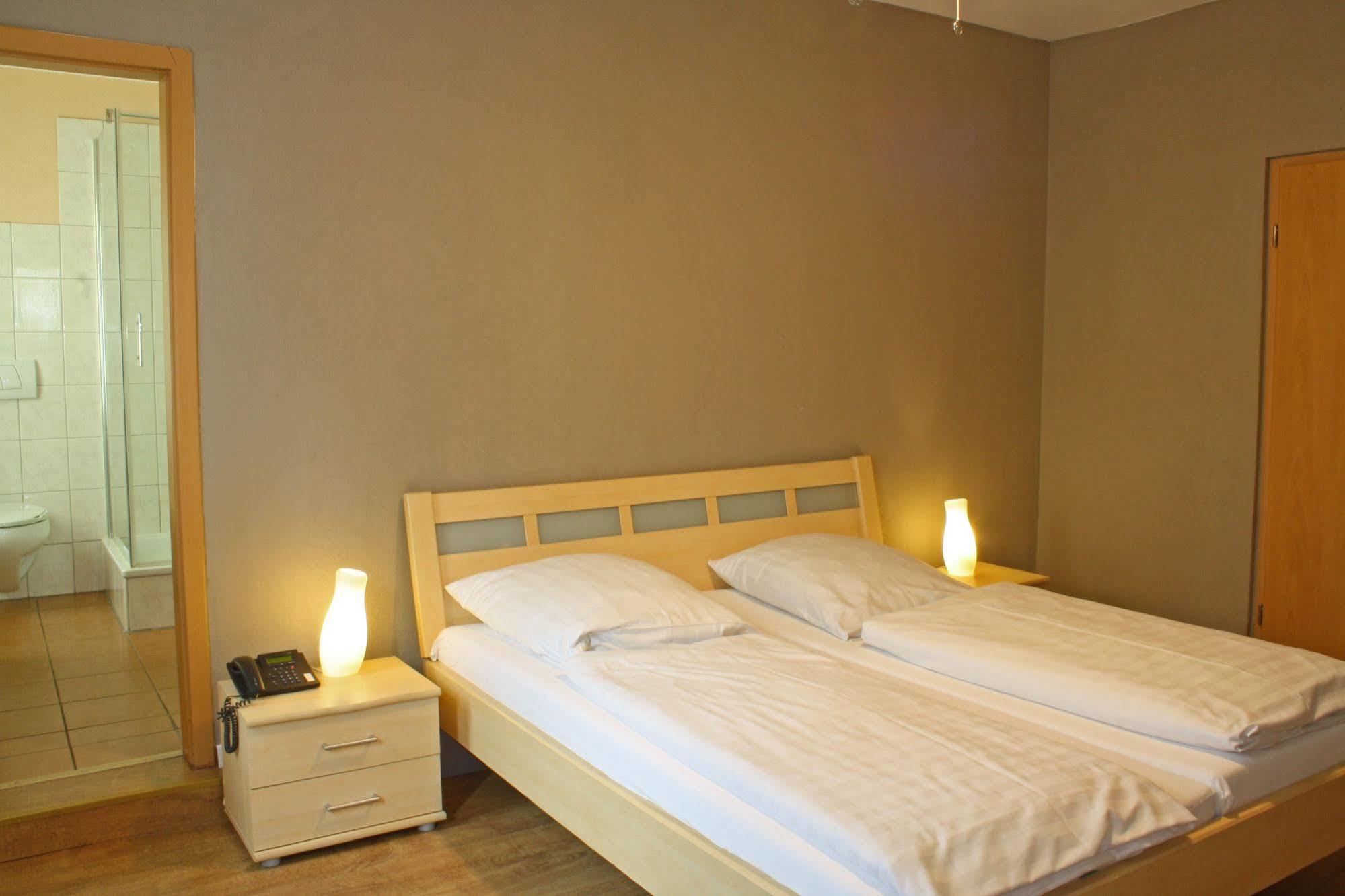 Hotel Cristallo Landshut Ngoại thất bức ảnh